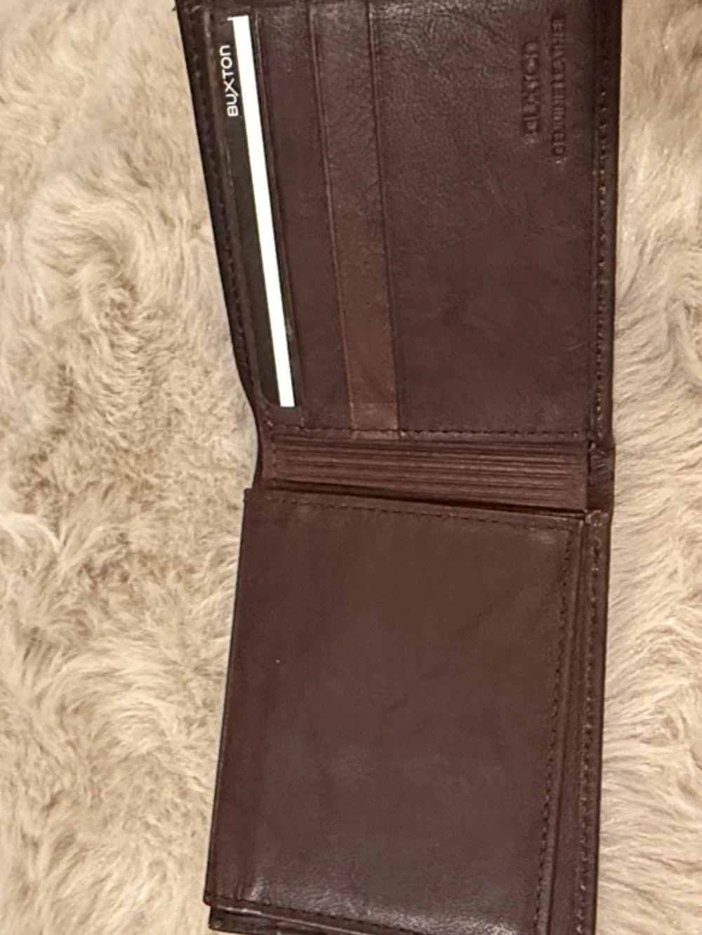 Buxton Men’s Brown Leather Bifold Wallet
